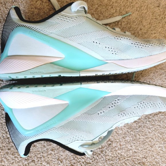 Reebok Shoes - Womens Reebok Nano 11 EUC